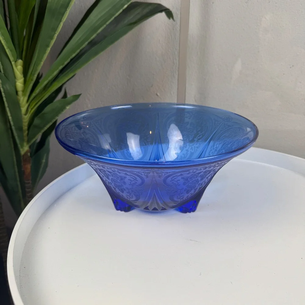 Hazel Atlas Cobalt Blue Royal Lace 10